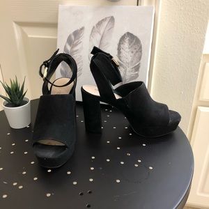 Black Nine West Heels
